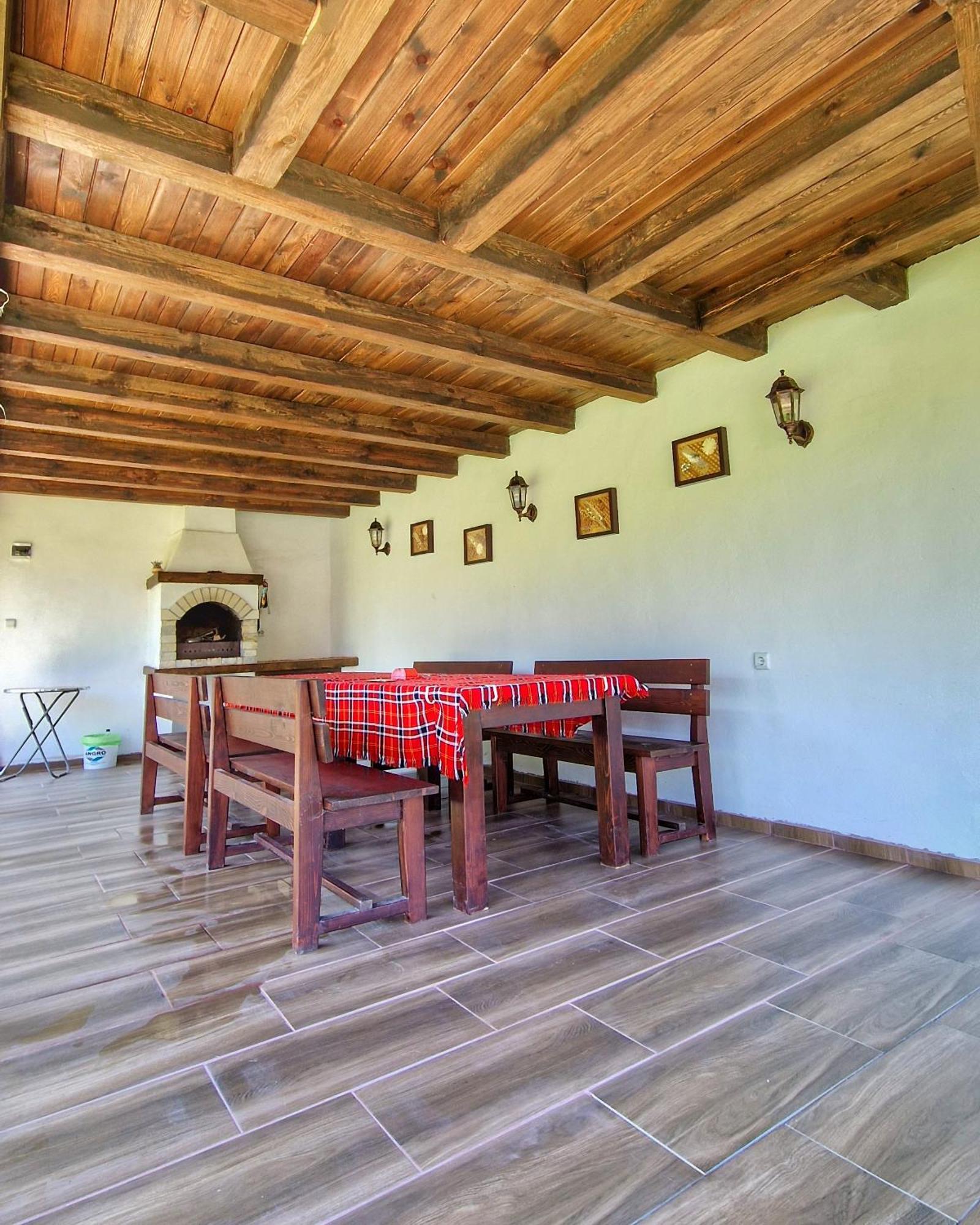 Villa Старият Дюкянь Elena Exterior foto